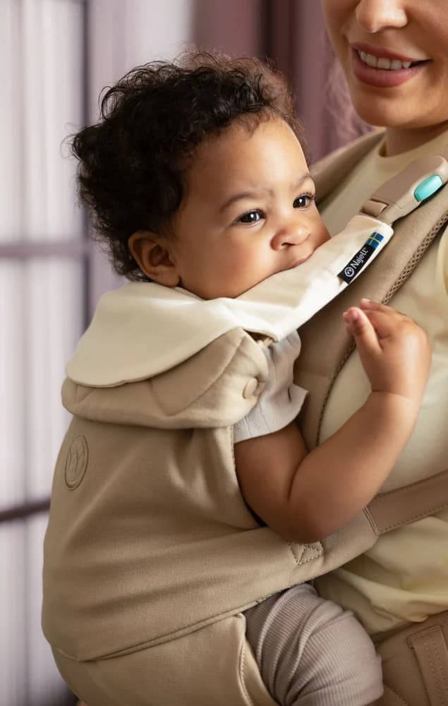 Teething Pad & Bib for Baby Carriers