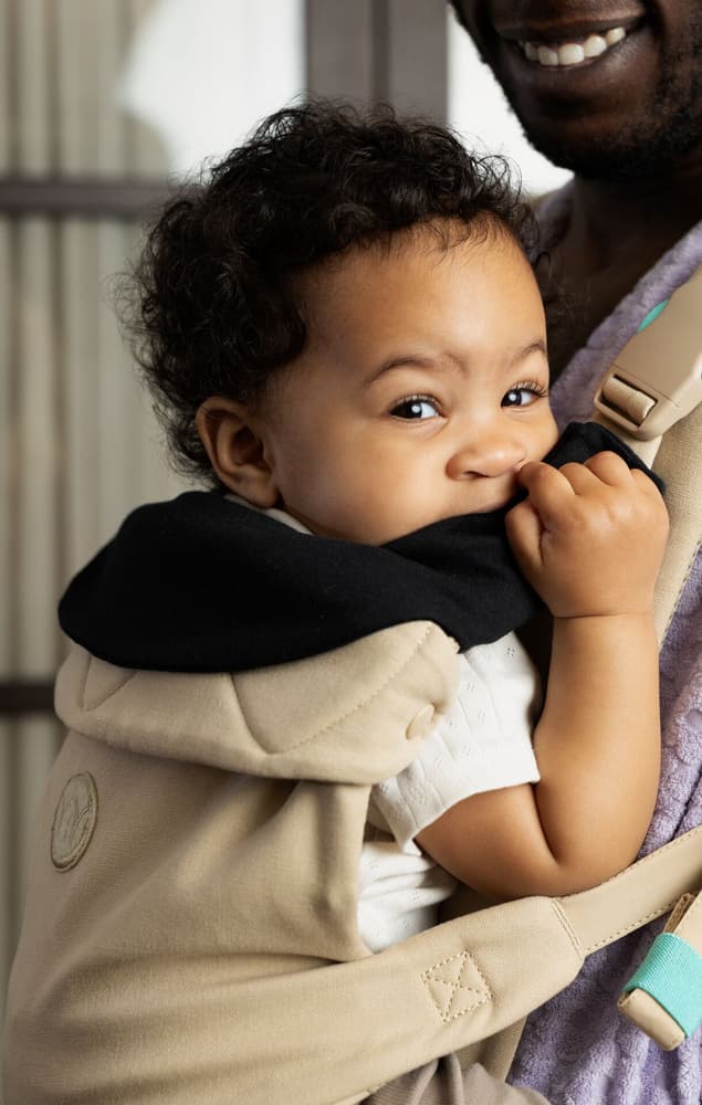 Teething Pad & Bib for Baby Carriers