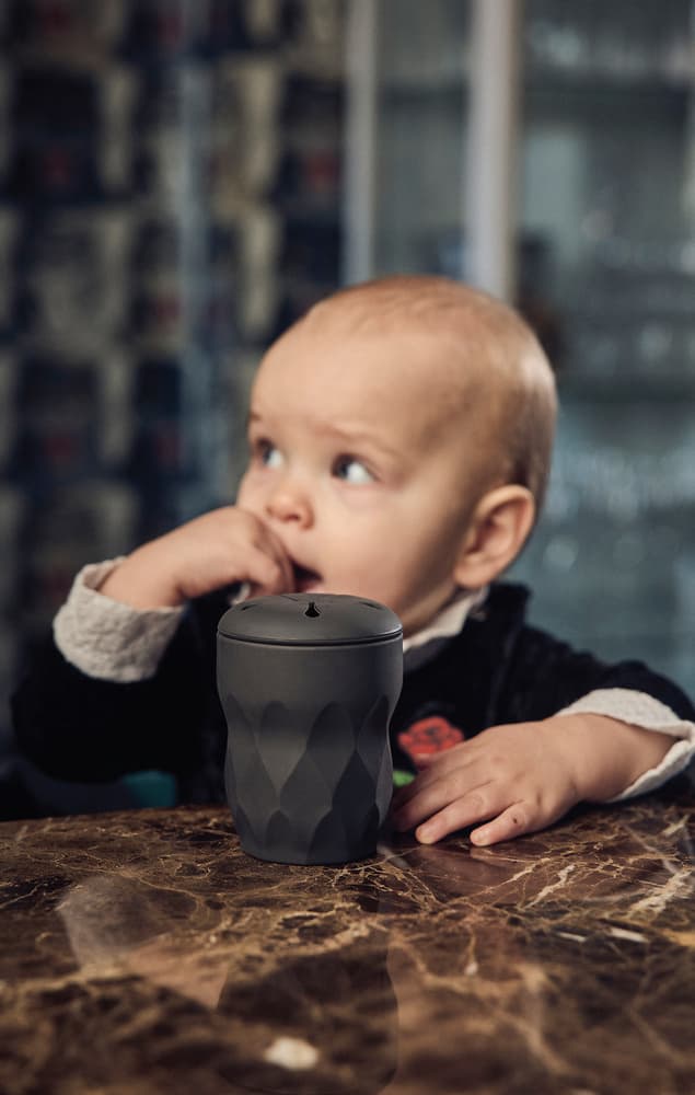 Barnmugg med sugrör & snackslock i silikon